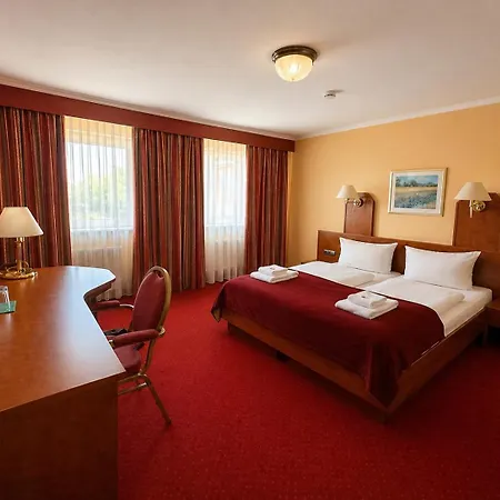 Hotel Schwarzenbek Hotel *