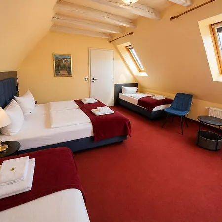 Hotel Schwarzenbek *